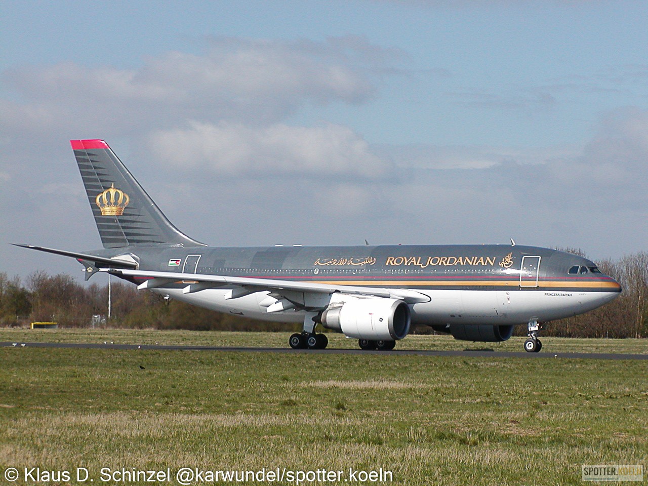 F-ODVF_Royal_Jordanian_Cargo_A310-304F_