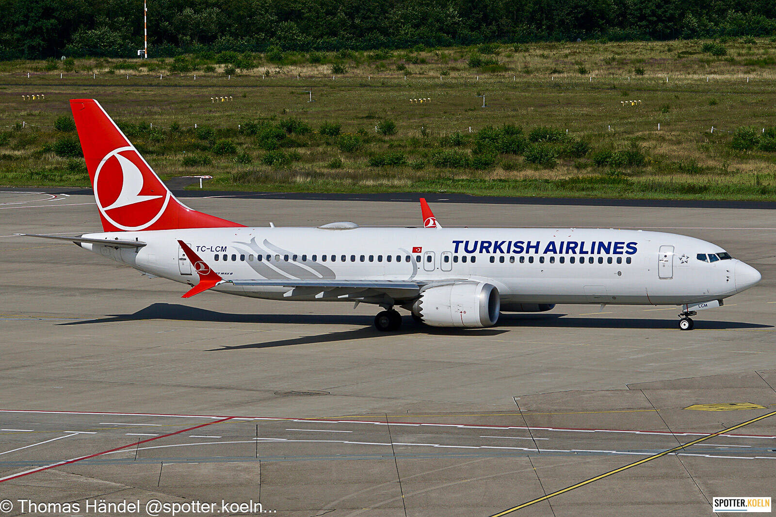 Turkish Airlines TC-LCM Boeing B737M8