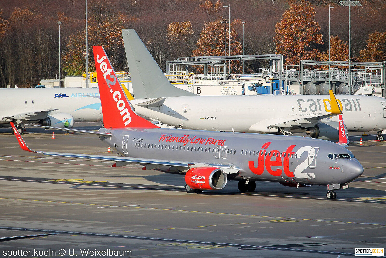Jet2 G-JZBN Boeing B737-8MG