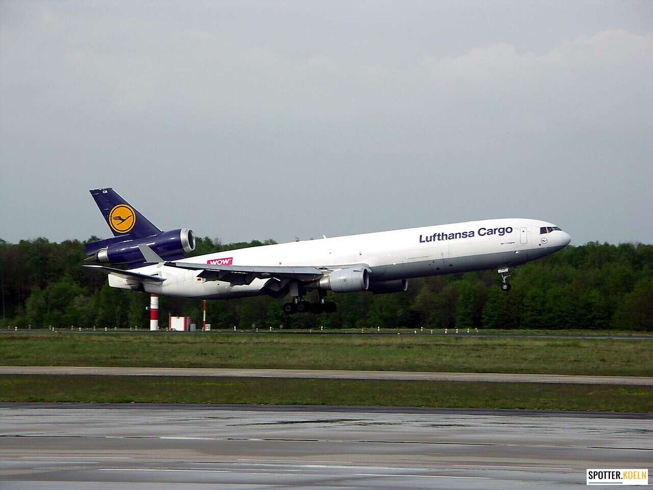 Lufthansa Cargo MD11F D-ALCA