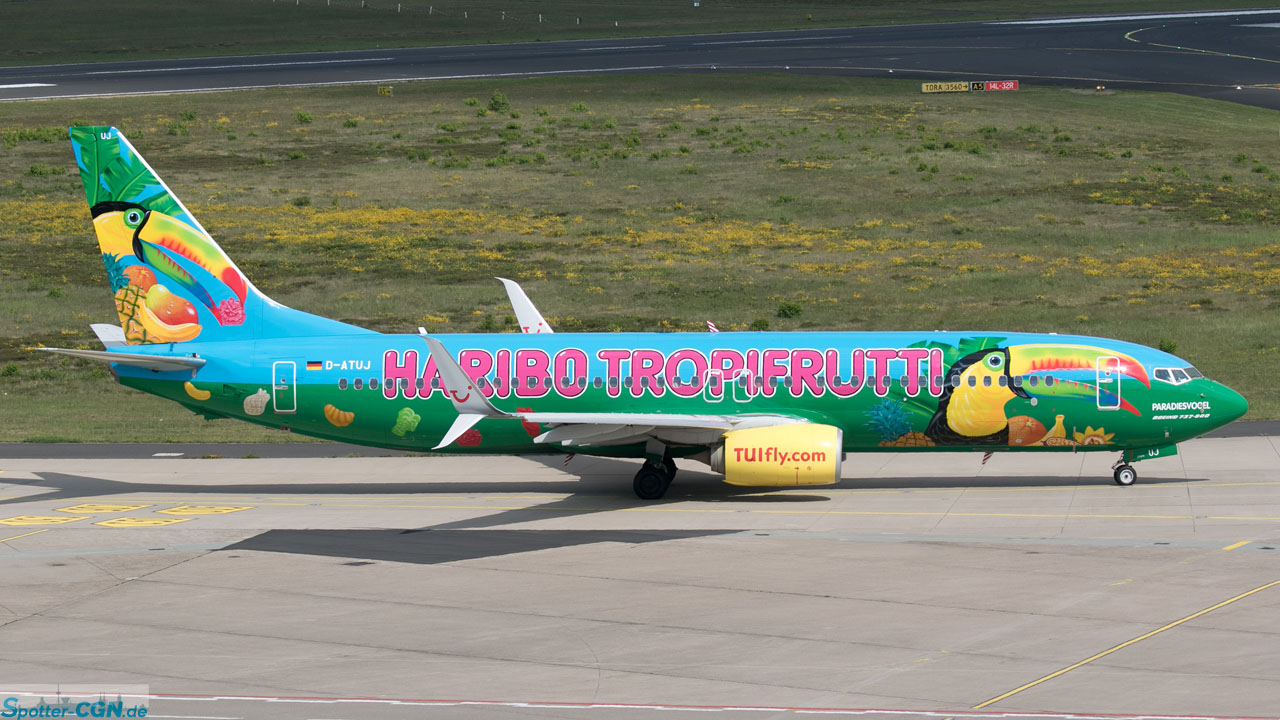D-ATUJ TUI Fly