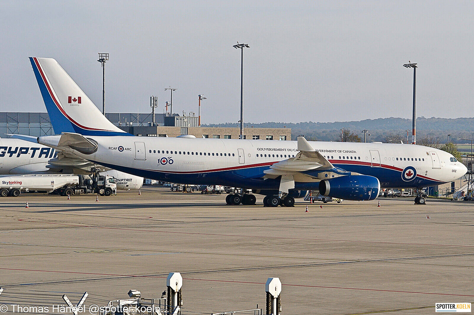 Government of Canada 330002 CC-330 (A330-243)