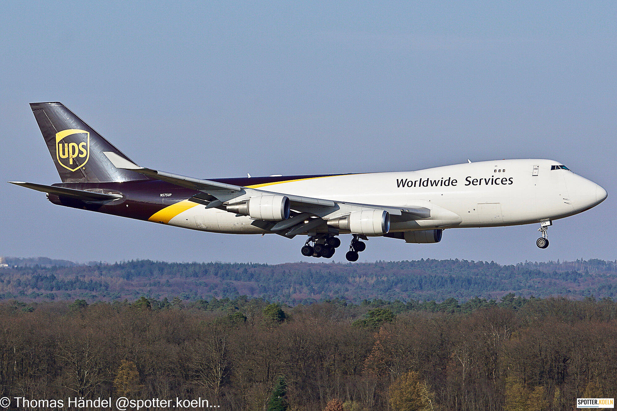 UPS N575UP Boeing 747-44AF 