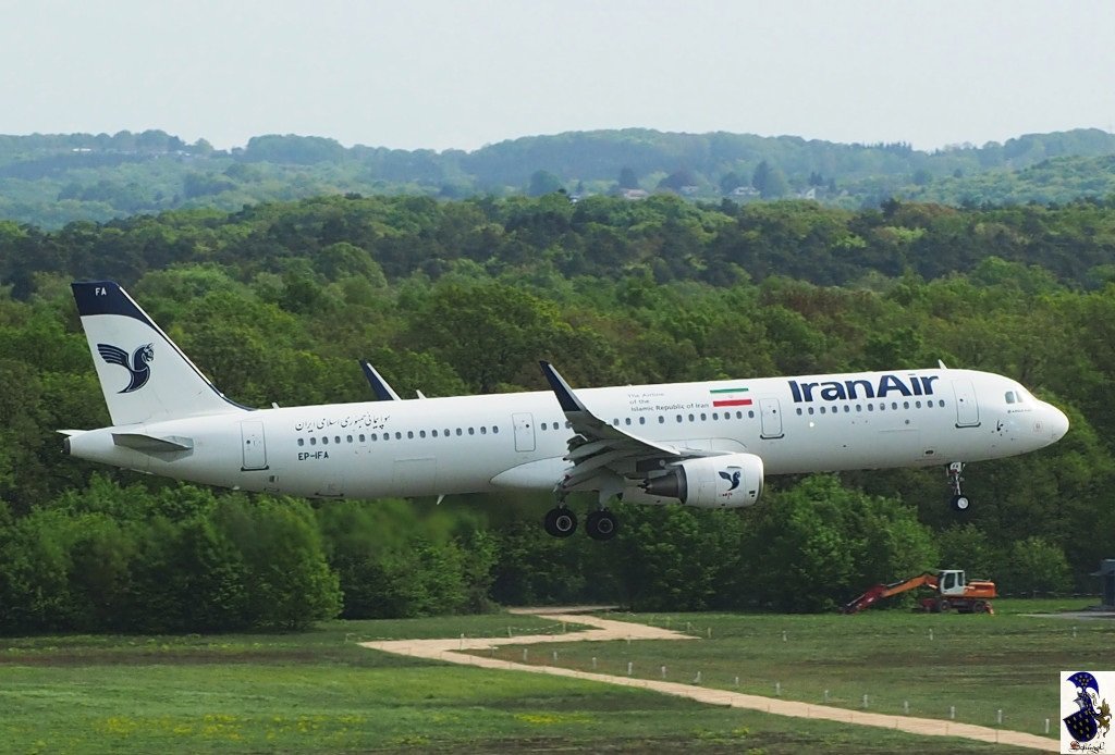 EP-IFA Iran Air Airbus A321-211(WL)