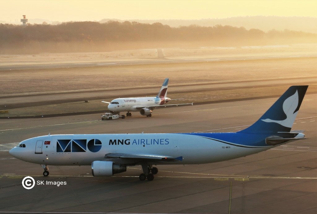 MNG Airlines TC-MCG Airbus A300B4-622R(F)
