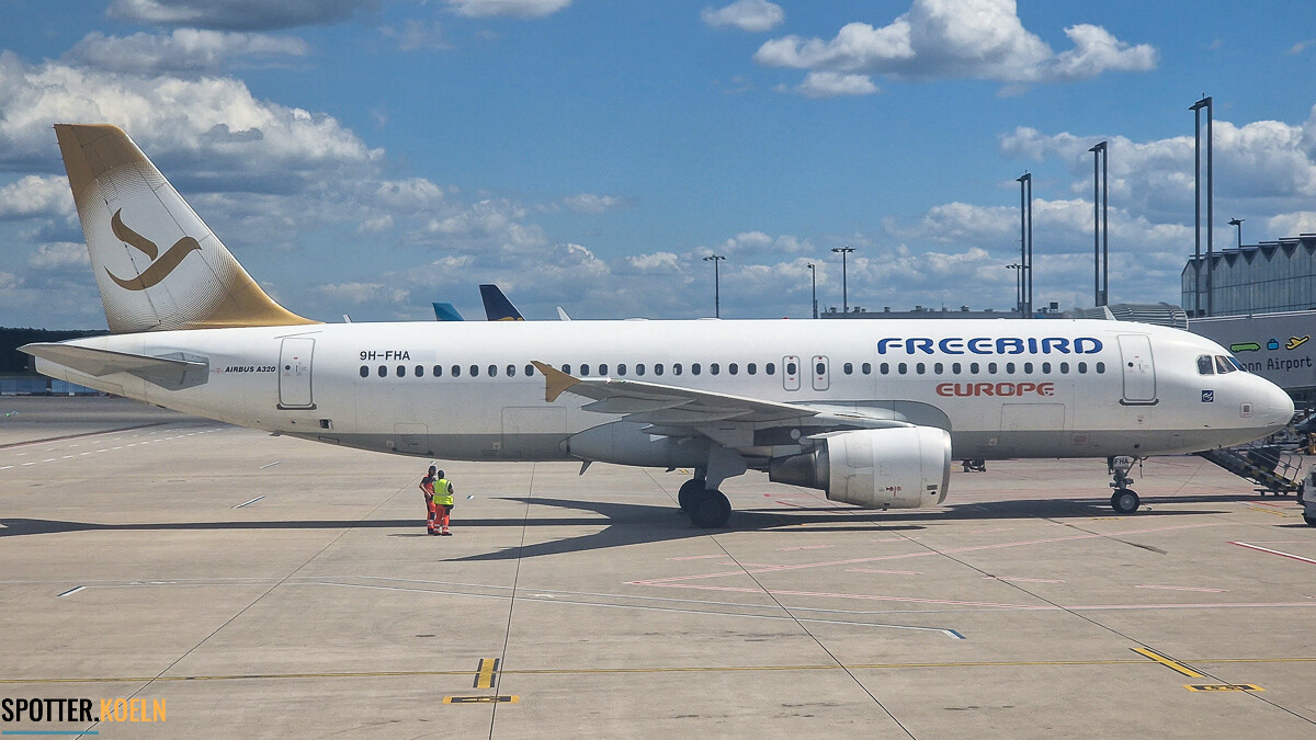 Freebird Airlines Europe 9H-FHA Airbus A320