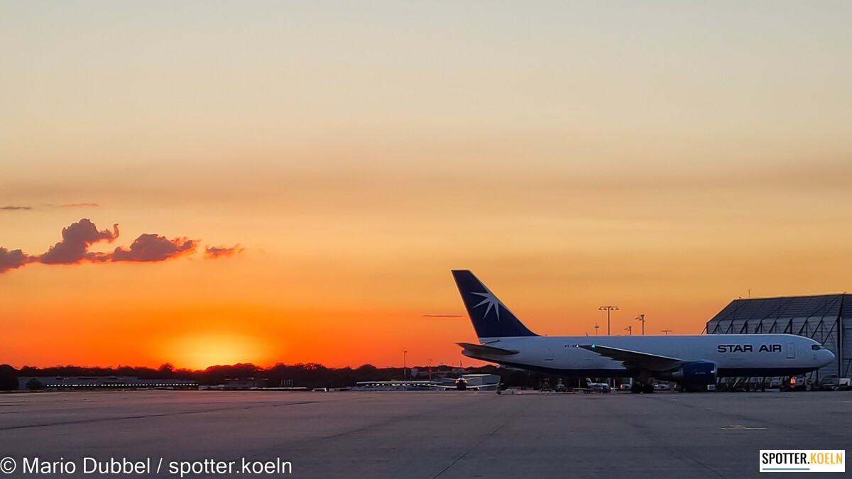 OY-SR_ Star Air Boeing 767-232(BDSF)