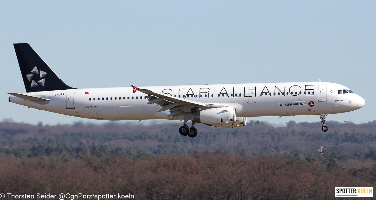 Turkish_Airlines_A321-200_TC-JRR_CGN_18.03.2022_Thorsten_Seider-2