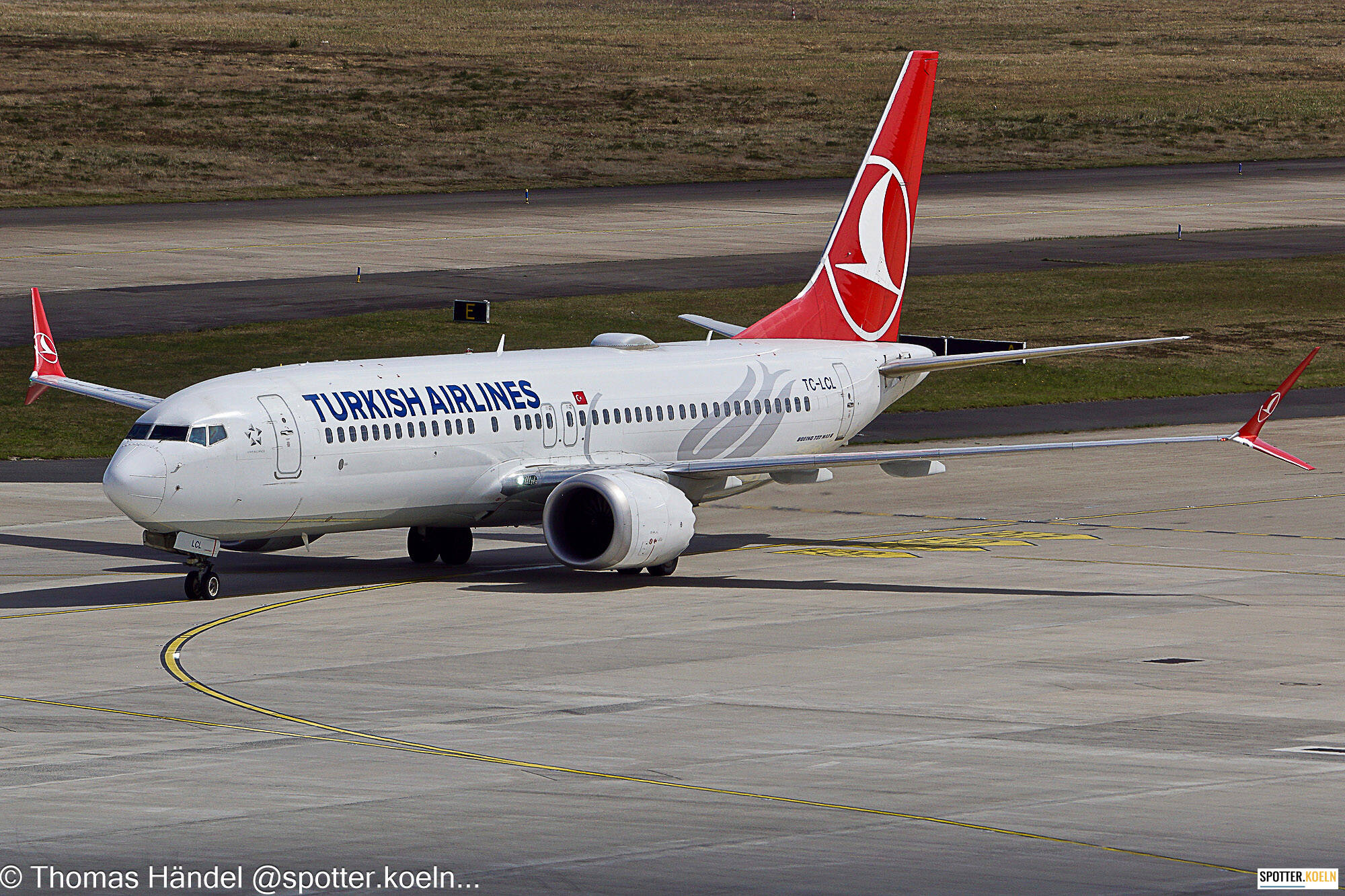 Turkish Airlines TC-LCL Boeing 737MAX8 
