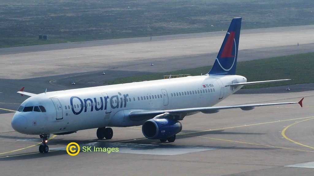 TC-OEA_CGN_08.04.2019_Foto_K.D._Schinzel_karwundel