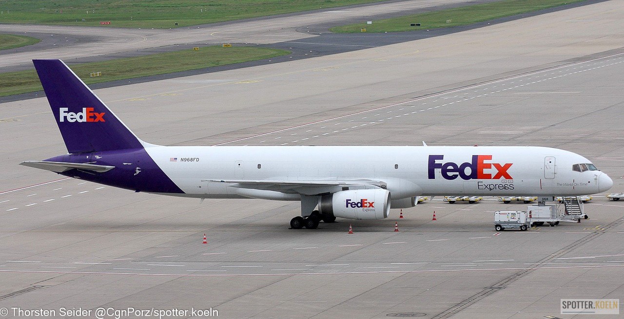 FedEx 757-200 N968FD 
