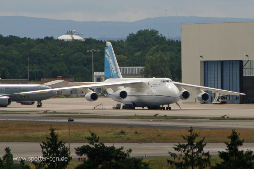 Antonov Airlines Antonov An-124-100