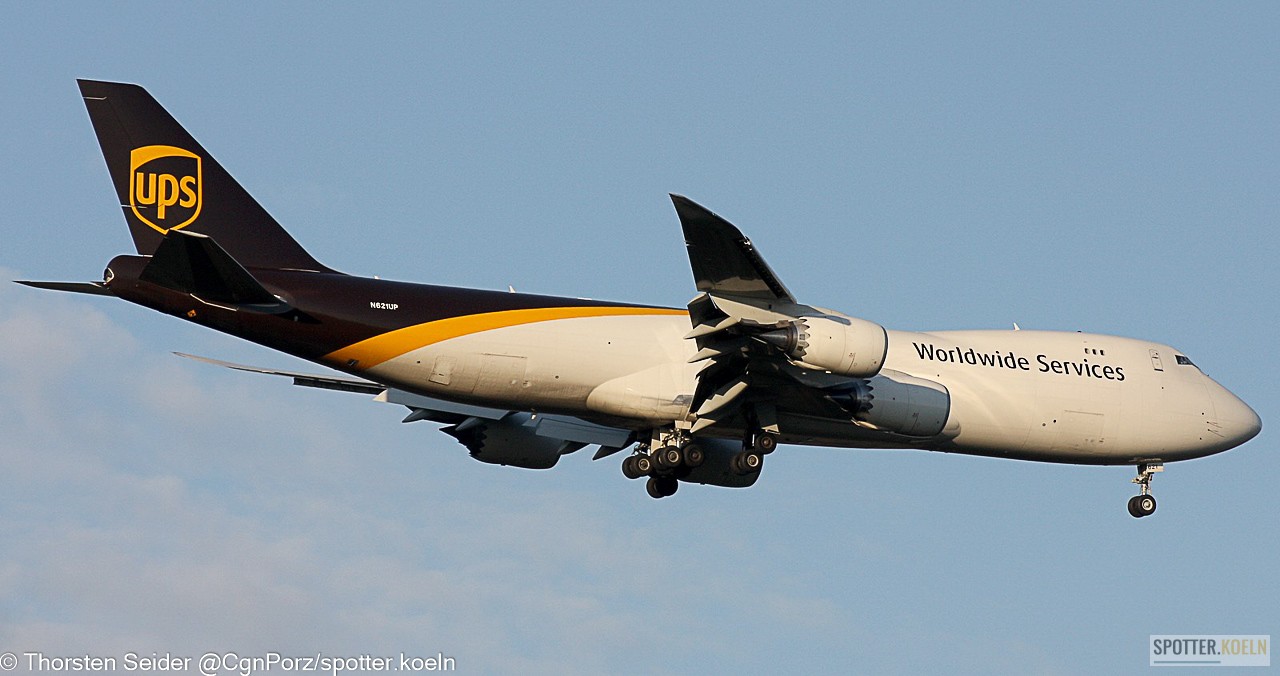 UPS 747-800 N621UP 