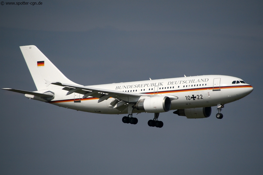 10+22 Luftwaffe (German Air Force) Airbus A310-304