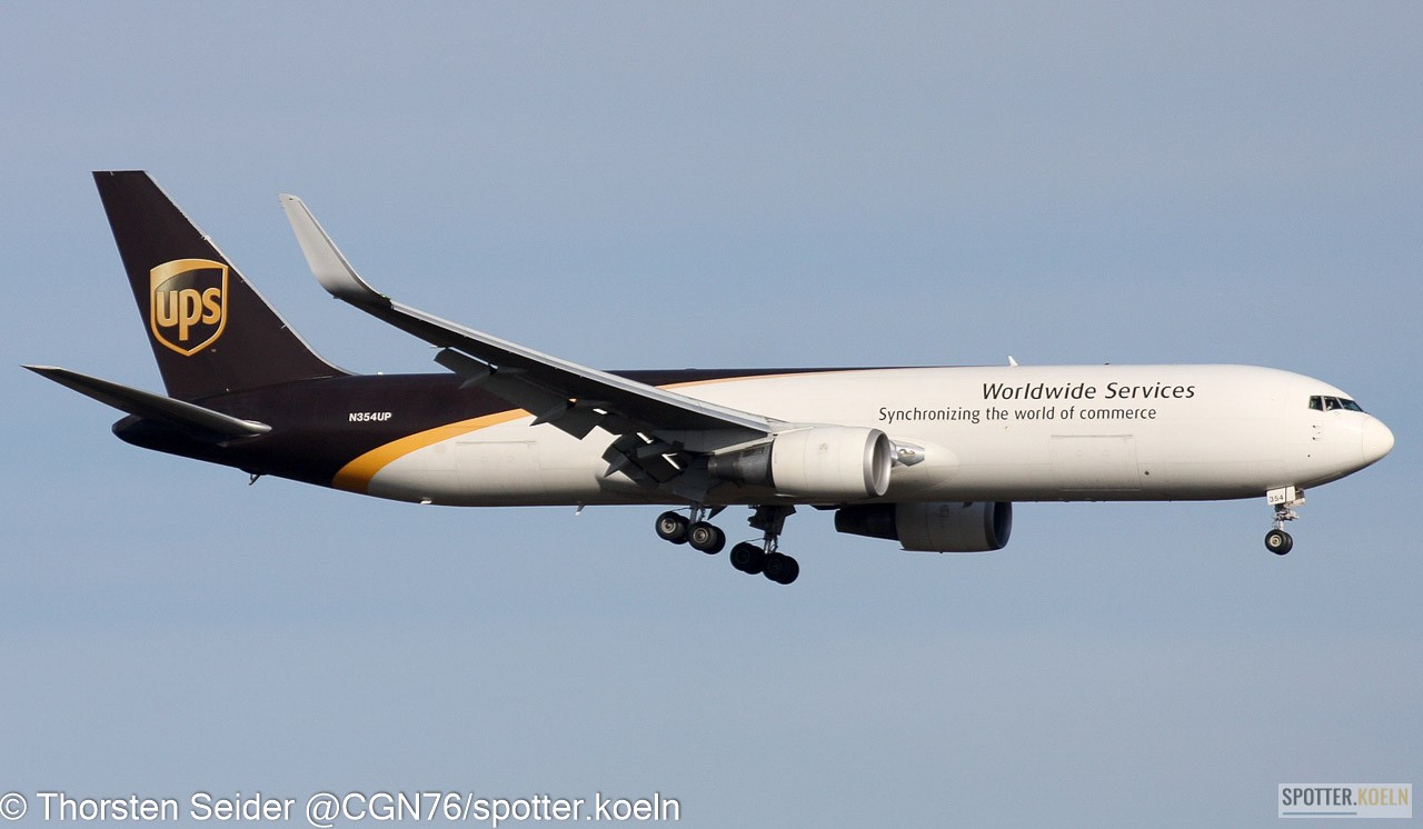 N354UP UPS B767-300W