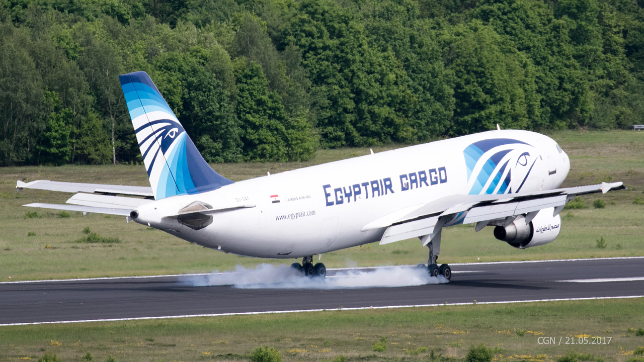 EgyptAir Cargo SU-GAY  Airbus A300-600(F)