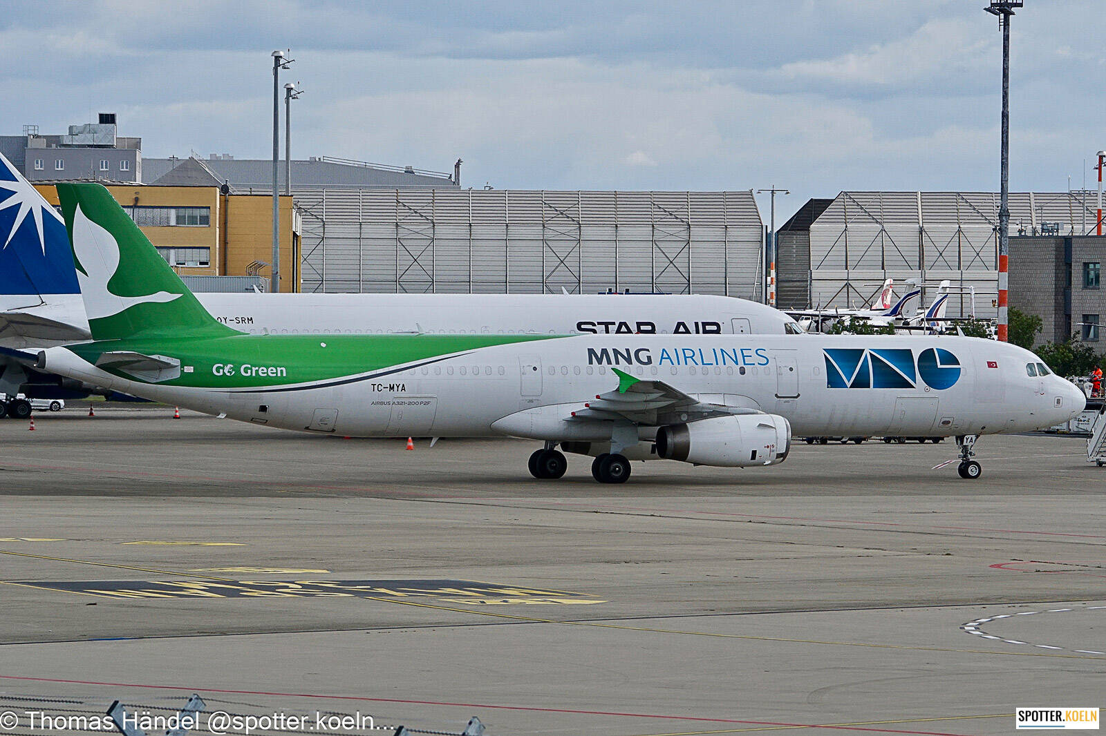 TC-MYA MNG Airlines Airbus A321-231(P2F)