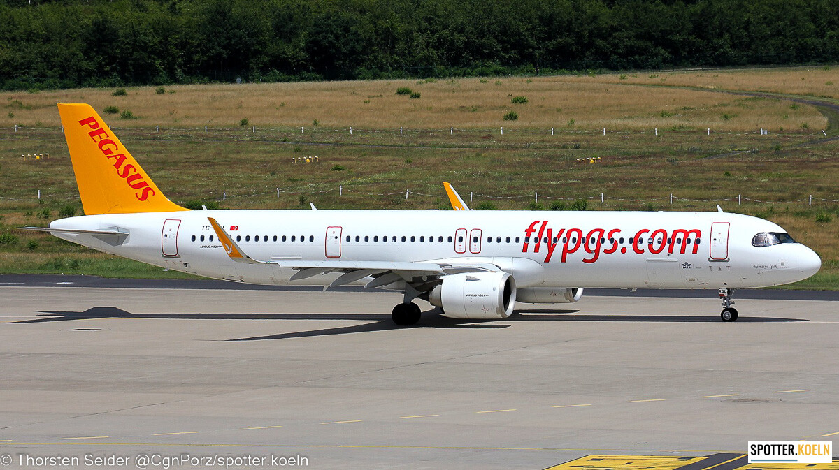 Pegasus Airlines A321-200NX TC-RBL 