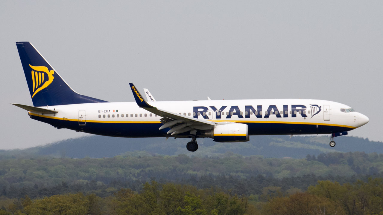 EI-EKA Ryanair Boeing 737-8AS(WL)