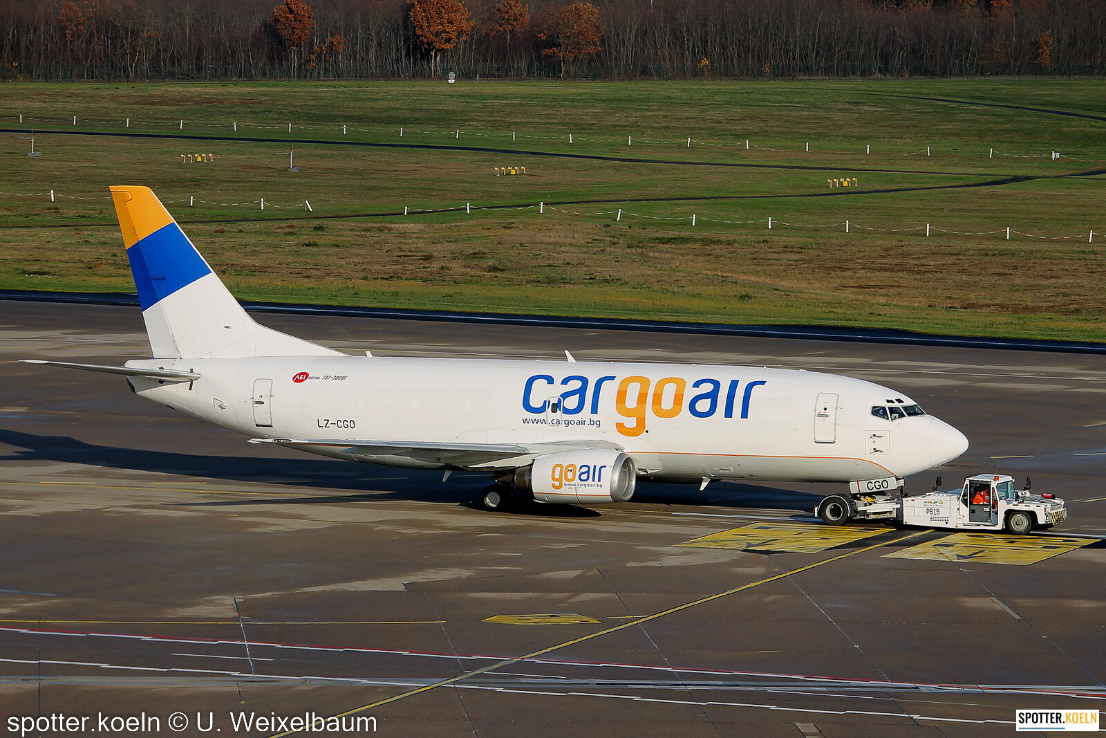 Cargoair_LZ-CGO_B737-301-SF-