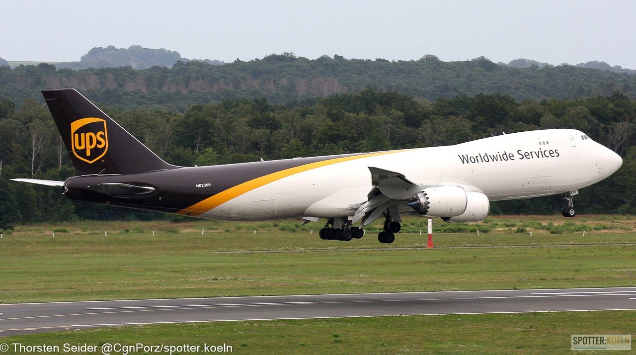 UPS 747-800 N623UP 