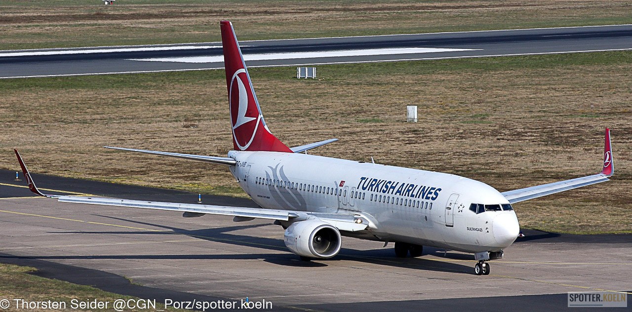 Turkish_Airlines_737-800W_TC-JVB_CGN_25.04.2021_Thorsten_Seider_CGN_Porz