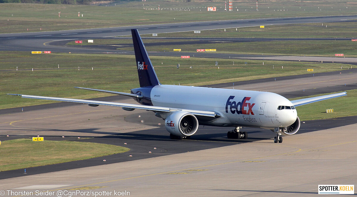 FedEx 777-200 N848FD 