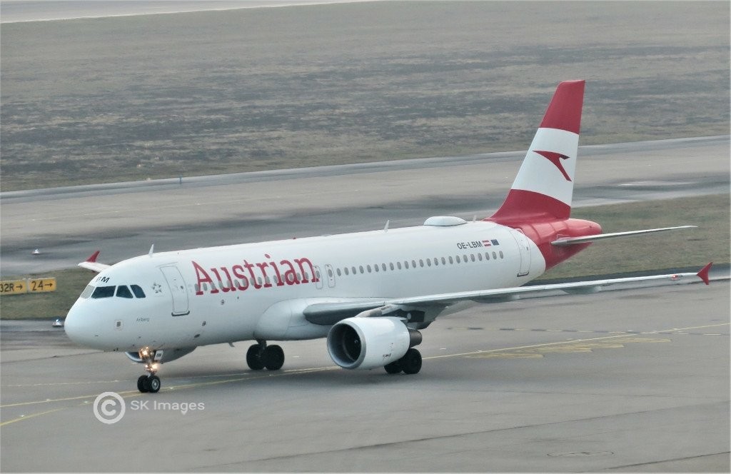 Austrian Airlines OE-LBM