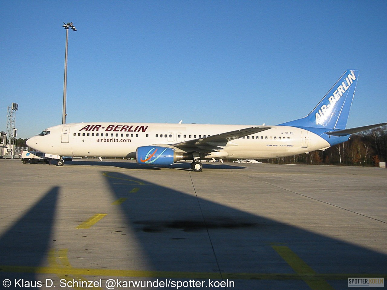 G-XLAE_Air_Berlin_737-800_