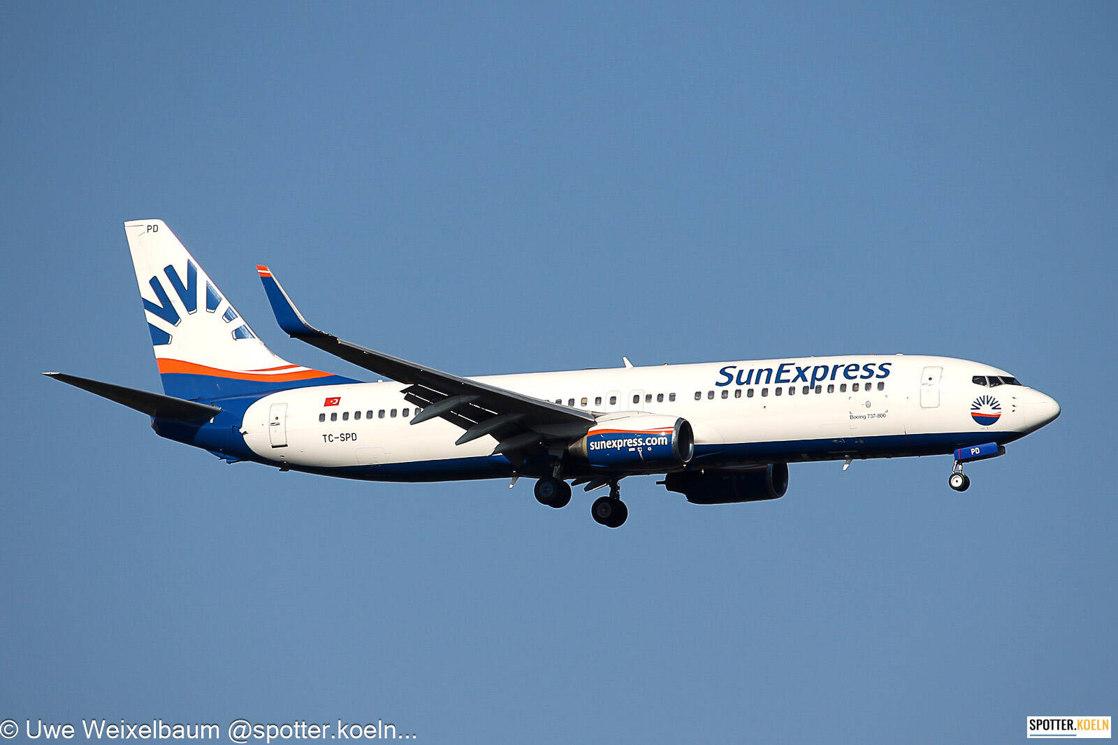 SunExpress TC-SPD Boeing 737-8AS(WL) 