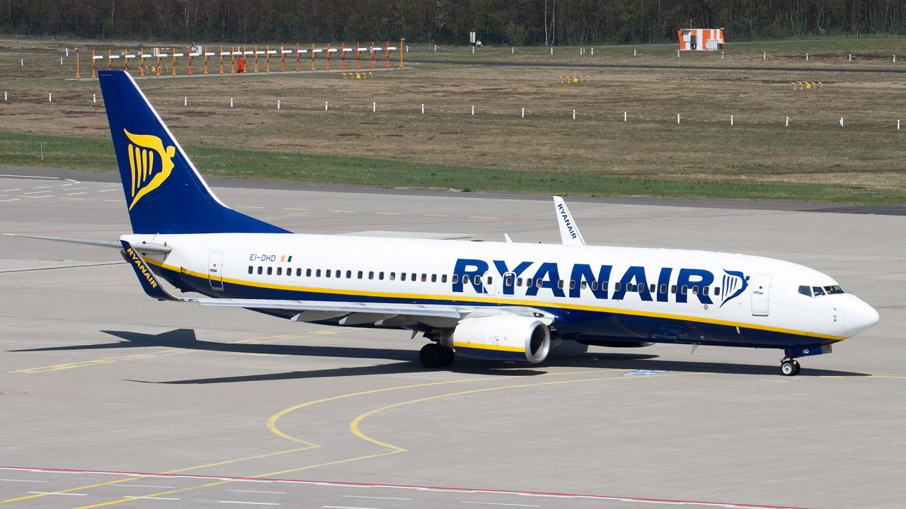 EI-DHD Ryanair Boeing 737-8AS(WL)