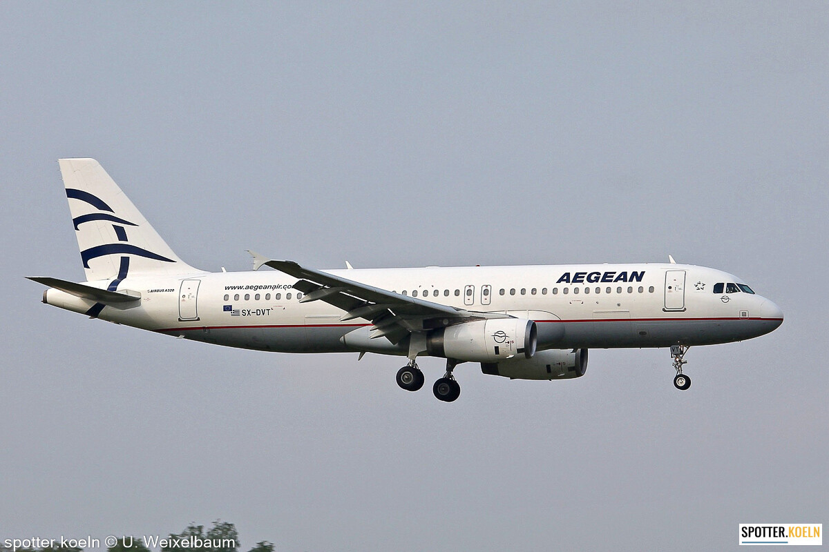 Aegean Airlines SX-DVT Airbus A320-232