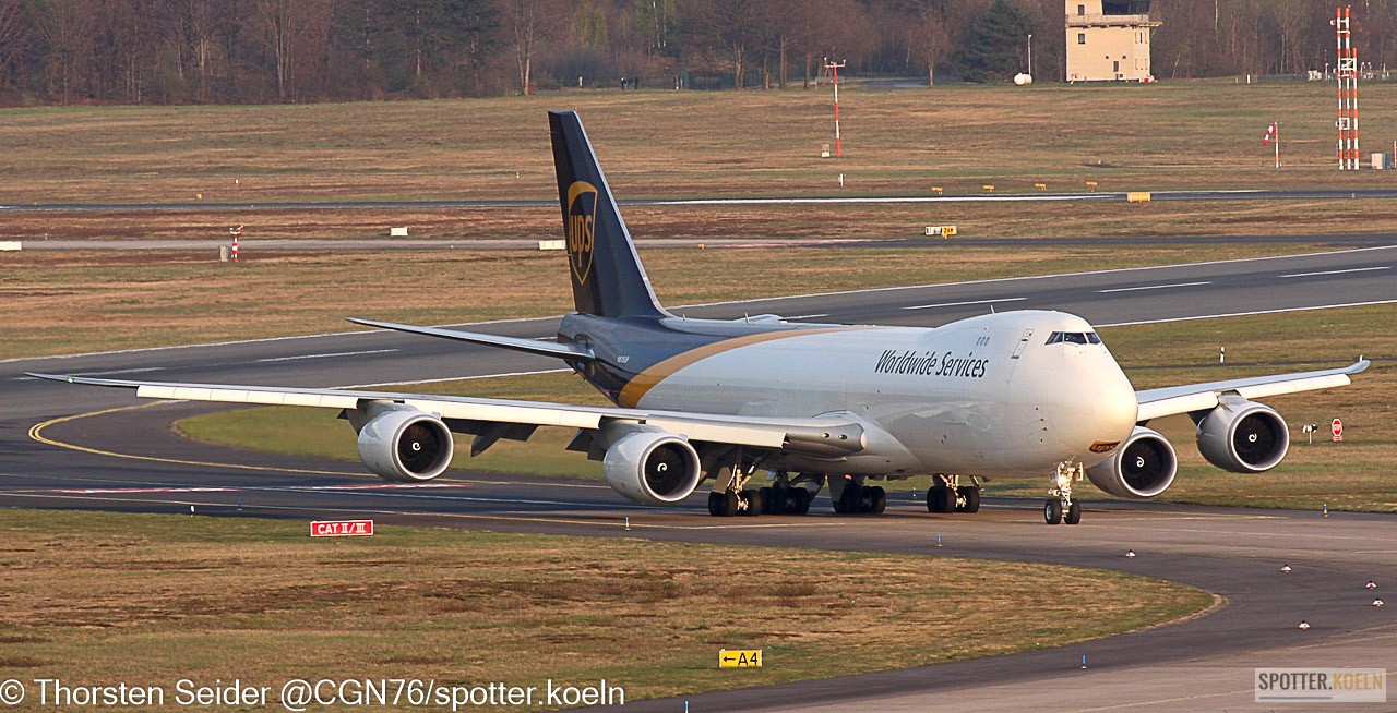 UPS 747-800 N615UP 