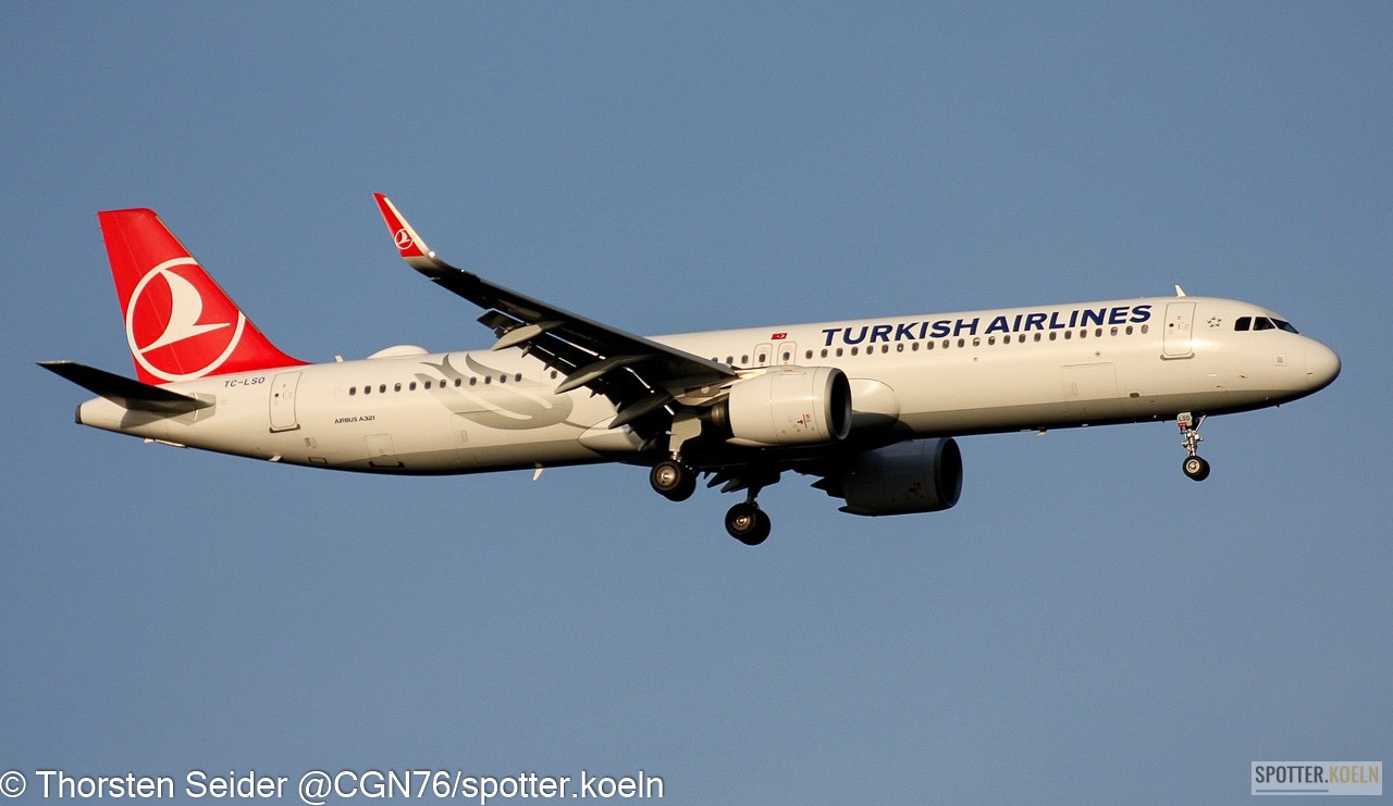 TC-LSO Turkish Airlines A321-200NX 