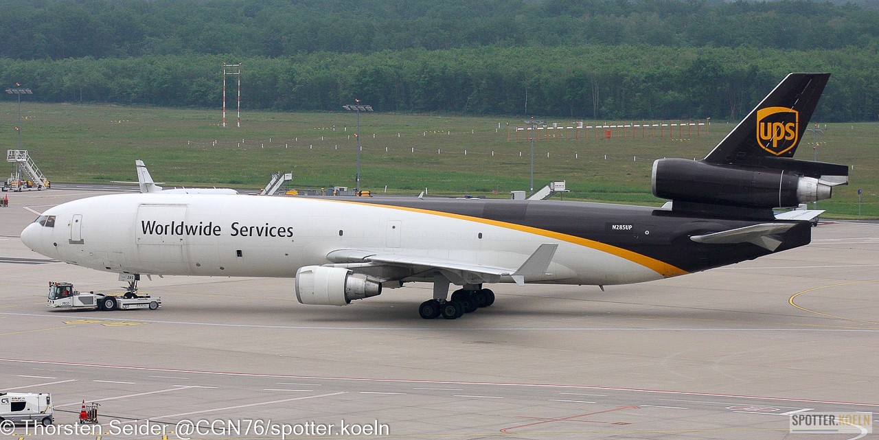 UPS MD-11 N285UP