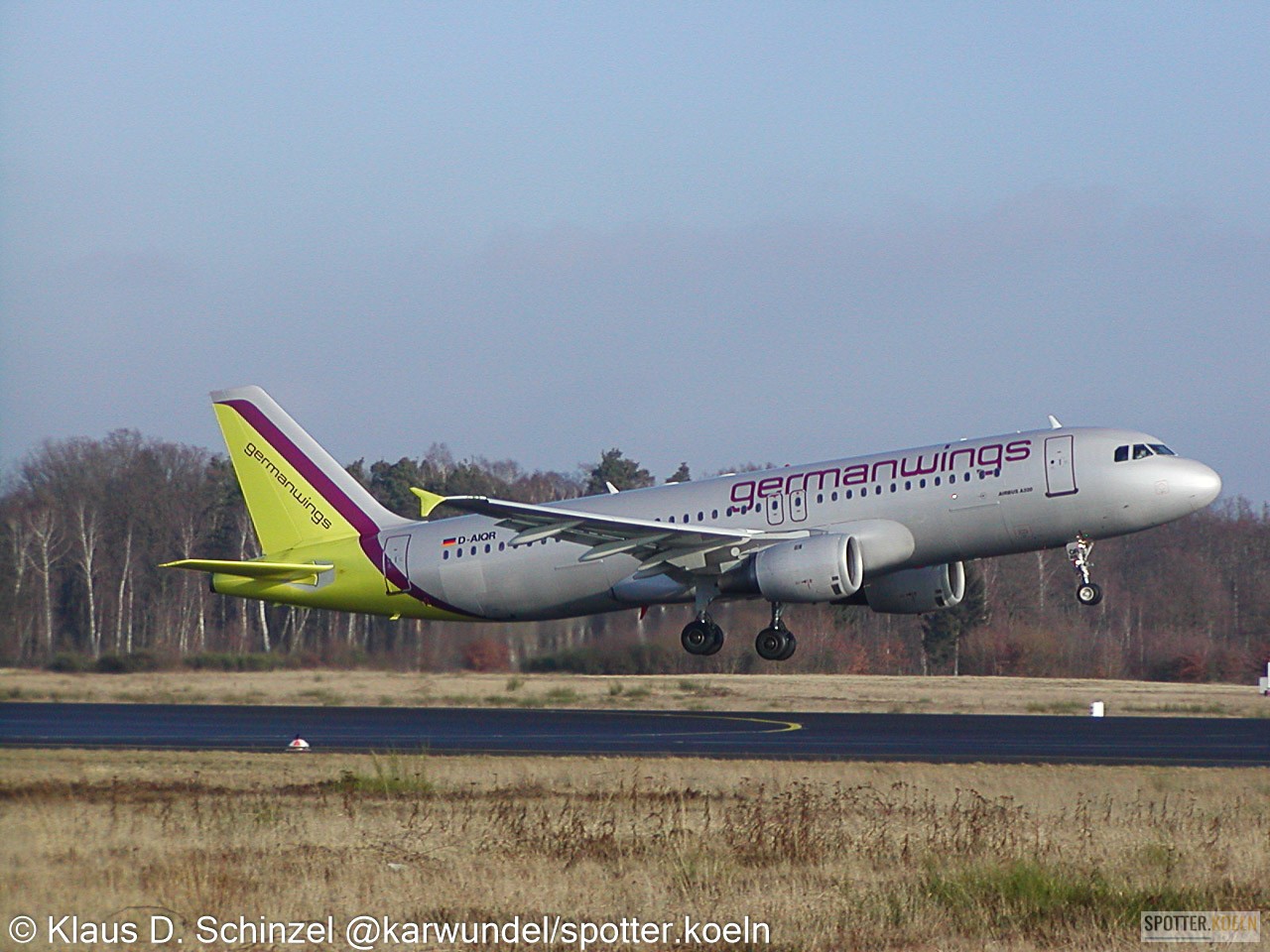 Germanwings_D-AIQR_A320-211