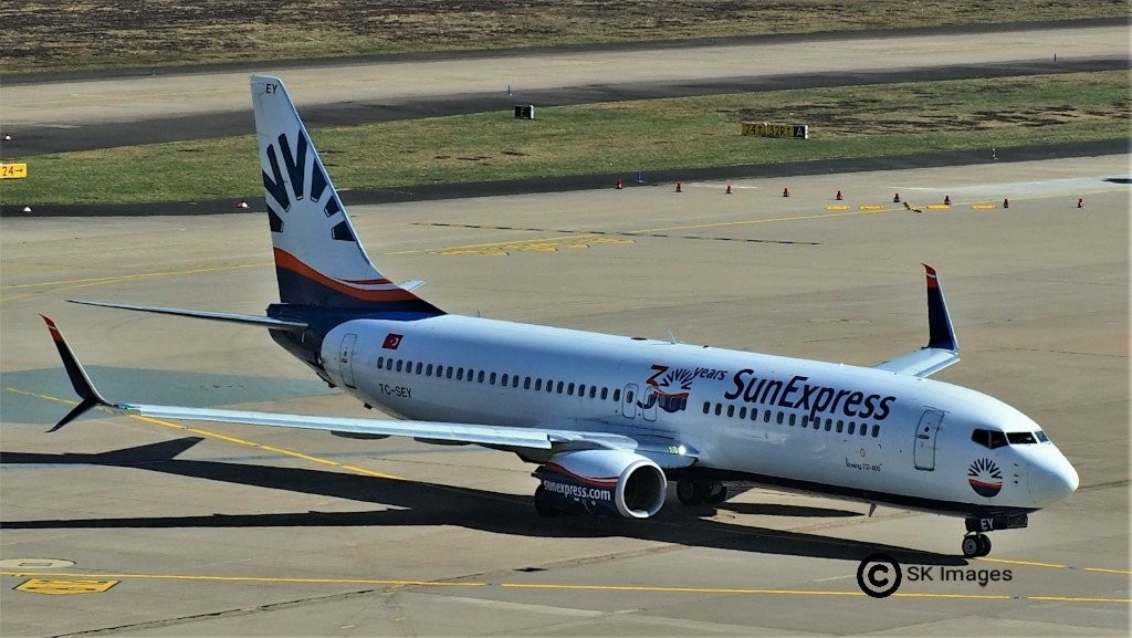 TC-SEY SunExpress Boeing 737-86J(WL)