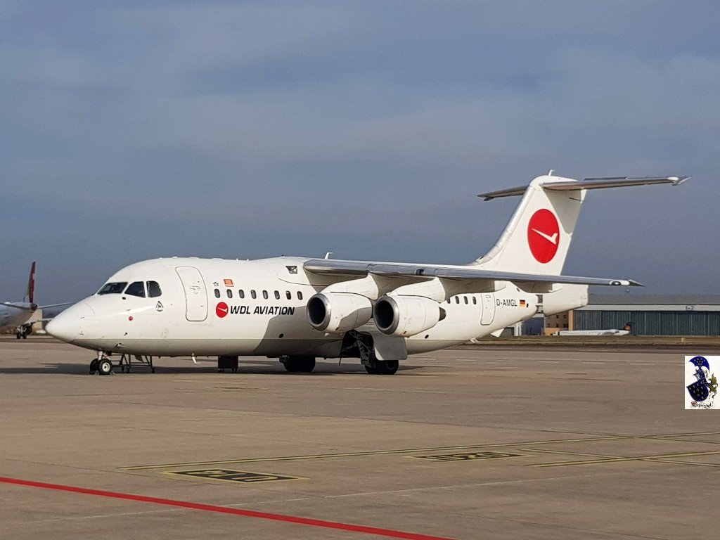 D-AMGL_WDL_CGN-2018110_karwundel