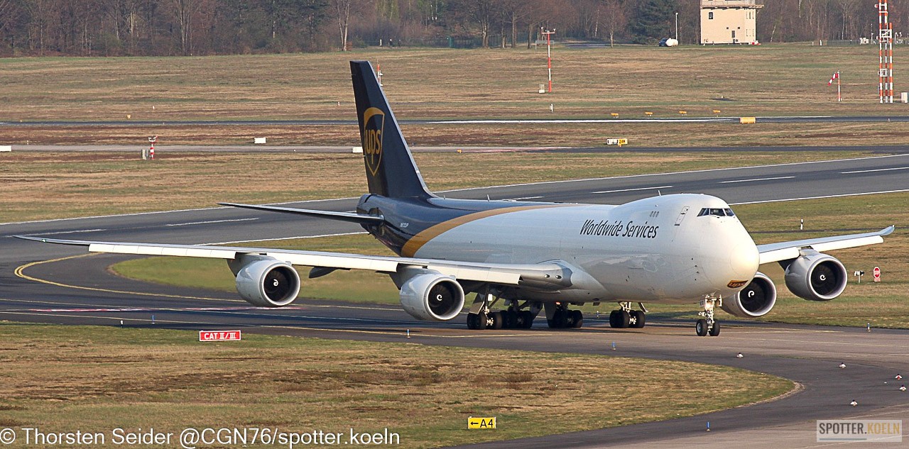 UPS 747-800 N612UP 