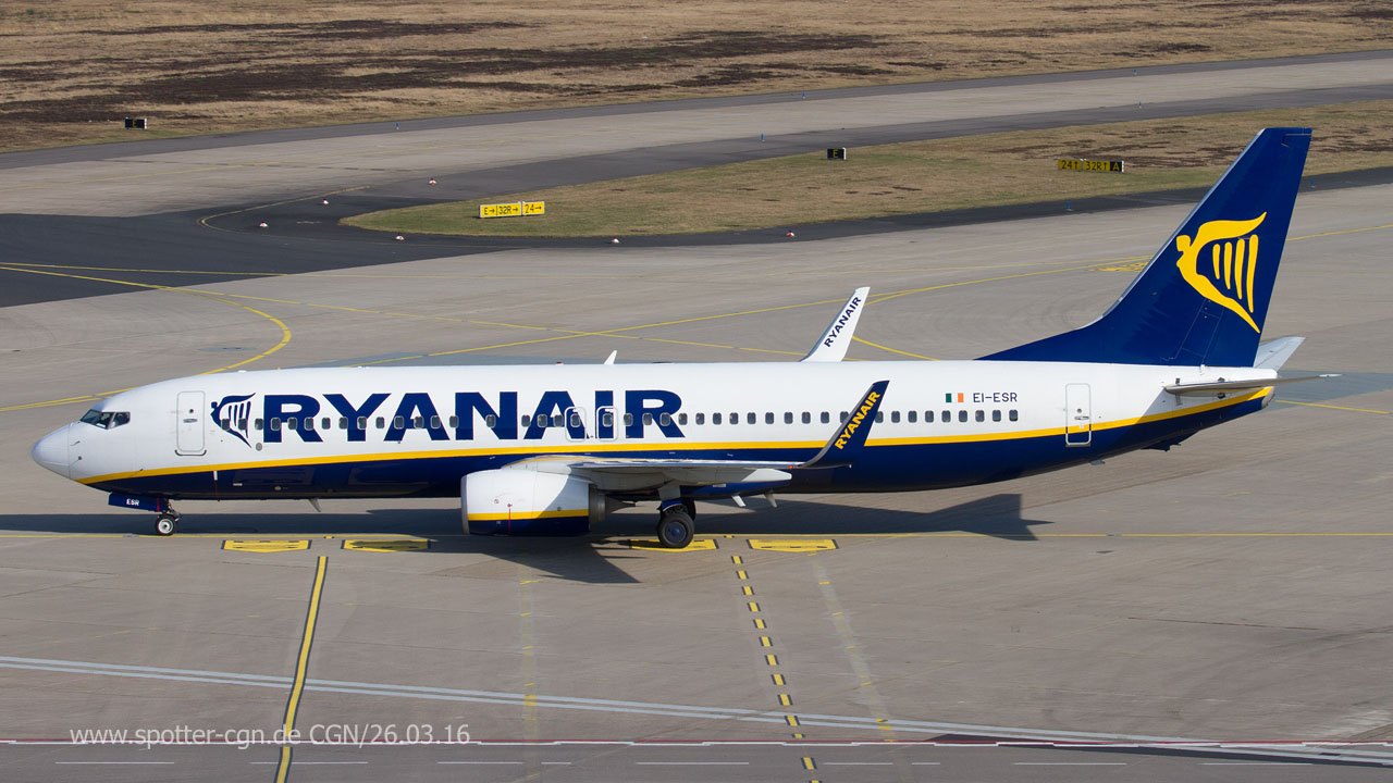 EI-ESR Ryanair Boeing 737-8AS(WL)