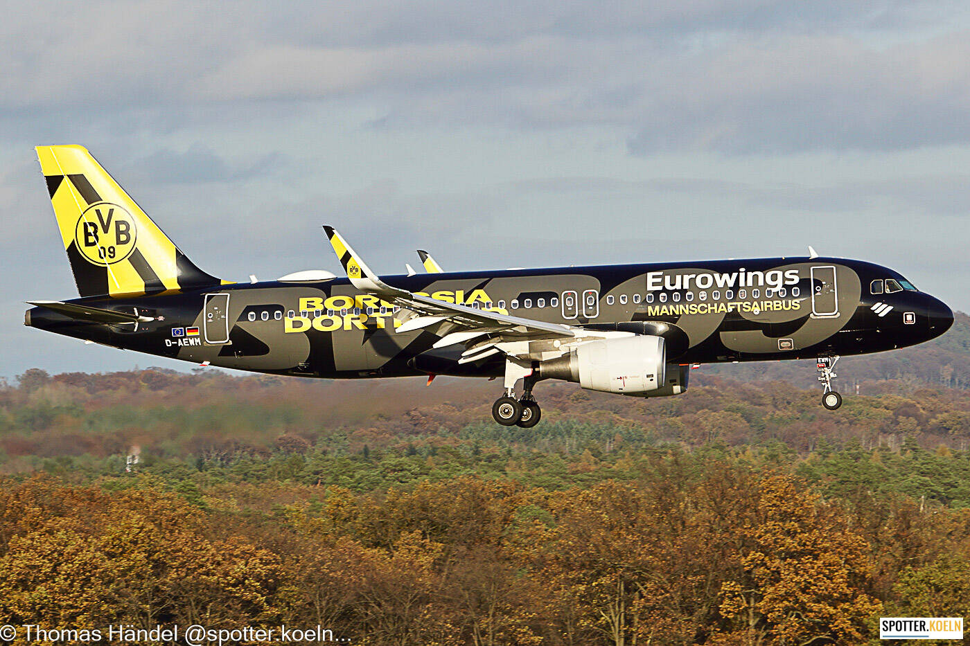 Eurowings D-AEWM AirBus A320-214