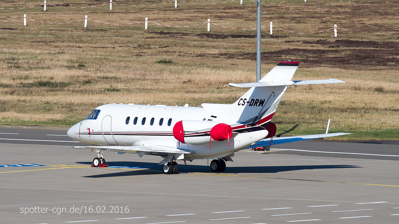 CS-DRW NetJets Europe Raytheon Hawker 800XP